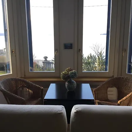 Appartement Maria, Lakefront Art On Maggiore *