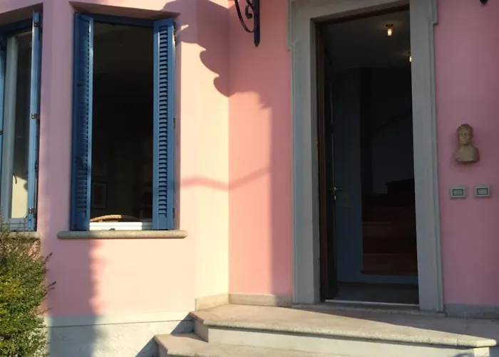 Apartament Villa Maria, Lakefront Art Villa On Lake Maggiore *