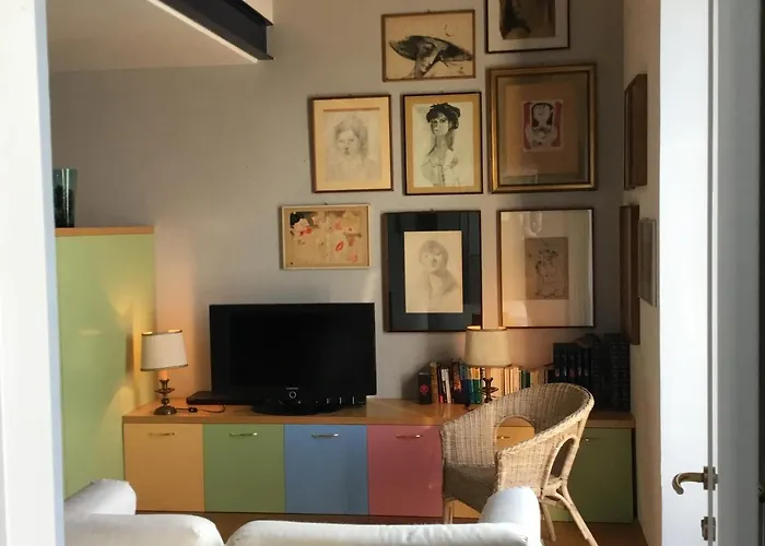 Apartament Villa Maria, Lakefront Art Villa On Lake Maggiore