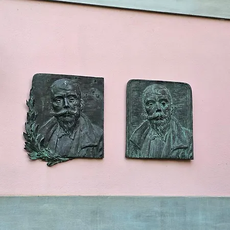 Appartement Villa Maria, Lakefront Art Villa On Lake Maggiore