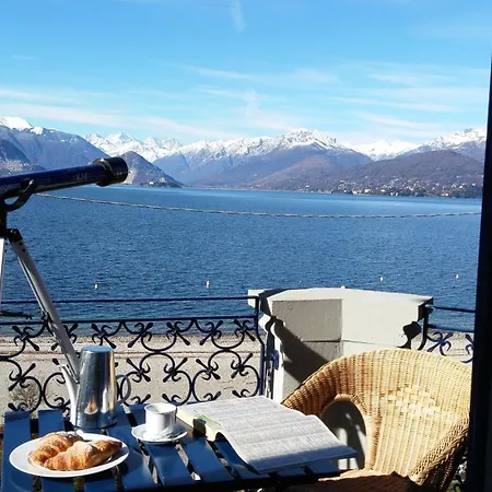 Appartement Maria, Maggiore Art Villa, Lakefront