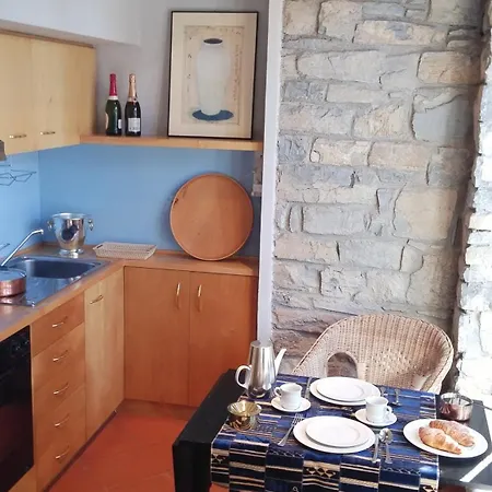 Appartement Maria, Maggiore Art Villa, Lakefront *