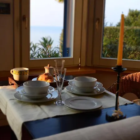 Appartement Maria, Lakefront Art On Maggiore *