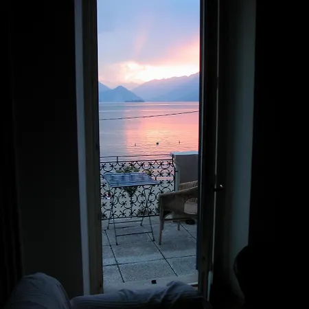 Maria, Maggiore Art Villa, Lakefront Appartement *