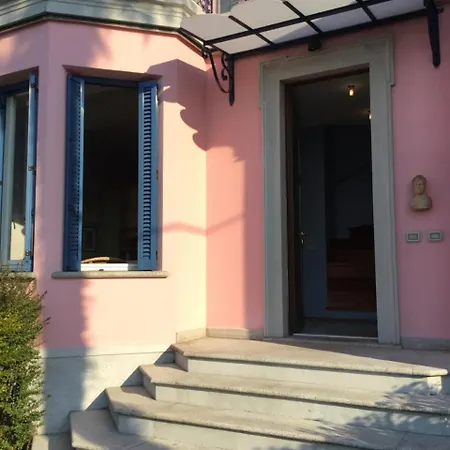 Appartement Maria, Maggiore Art Villa, Lakefront *