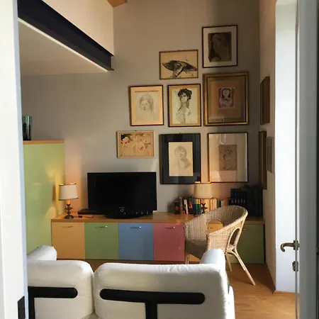 Appartement Maria, Maggiore Art Villa, Lakefront