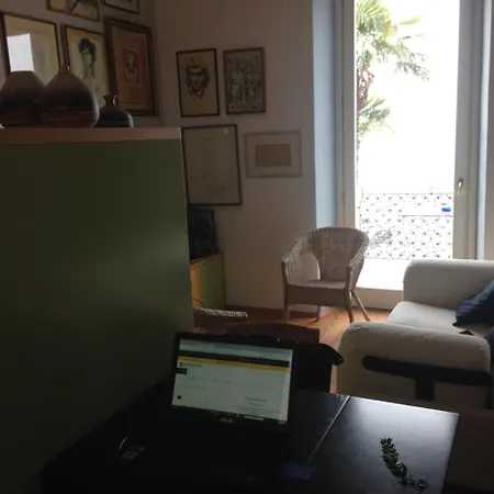 Appartement Maria, Maggiore Art Villa, Lakefront