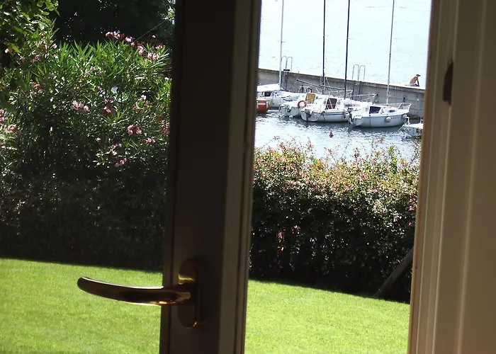 Villa Maria, Lakefront Art Villa On Lake Maggiore * Reno Di Leggiuno