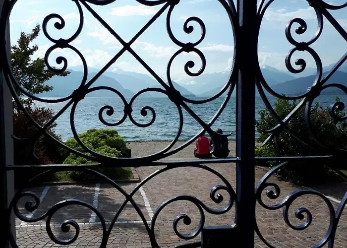 Villa Maria, Lakefront Art Villa On Lake Maggiore